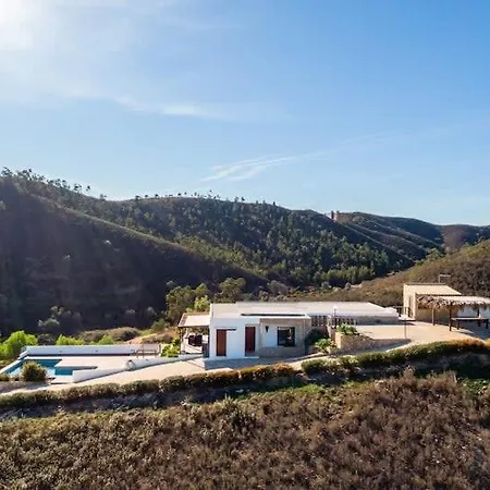 别墅 Arade - Infinity Pool With Unique Country Side Views 阿尔布费拉